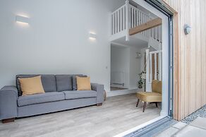 Brook Cottage Green - 2 Bedroom - Dale