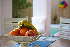 Quartano Paros Residence