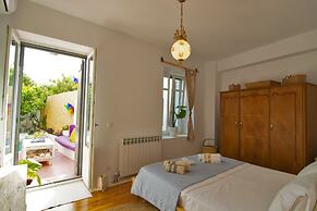 Quartano Paros Residence