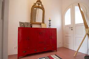 Quartano Paros Residence