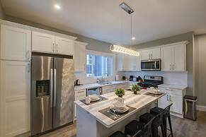 Spacious 2bd 1ba Free Parking 3D Tour