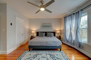 Spacious 2bd 1ba Free Parking 3D Tour