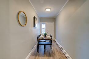 Spacious 2bd 1ba Free Parking 3D Tour