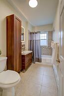 Spacious 2bd 1ba Free Parking 3D Tour