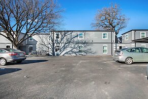 Cozy 2BR Near UT Hyde Park Evonify