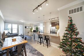 Luxury Townhome Pool North Austin Evonify