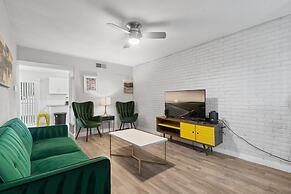 Modern 1BR Near UT Hyde Park Evonify