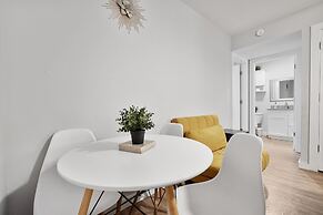 Stylish 1BR Near UT Highland Evonify