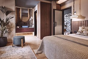 Cama Luxury Suites Glyfada