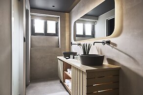 Cama Luxury Suites Glyfada