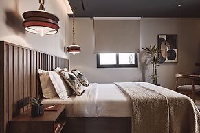 Cama Luxury Suites Glyfada