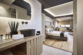 Cama Luxury Suites Glyfada