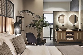 Cama Luxury Suites Glyfada