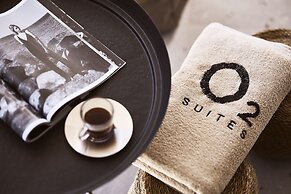 Cama Luxury Suites Glyfada