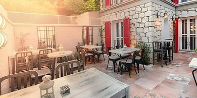 Petite Boutique Apart Hotel