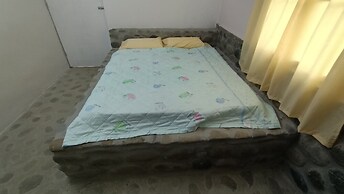 OYO Home 90491 Flinstone Lodge