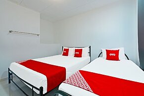 OYO 90493 JL Homestay