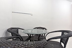 OYO 90493 JL Homestay