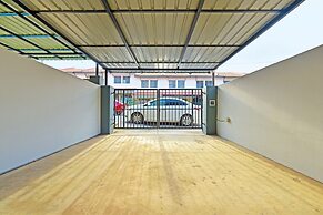 OYO 90493 JL Homestay