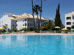 Lovely Apartment With Pool in Cabanas de Tavira