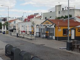 Lovely Apartment With Pool in Cabanas de Tavira