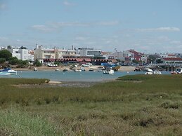 Lovely Apartment With Pool in Cabanas de Tavira