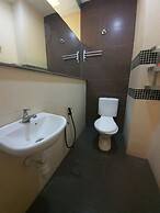 Spot ON 90500 Sri Rampai Metro Hostel