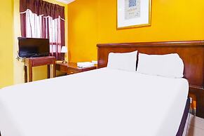 OYO 90486 Station Hotel