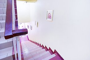 OYO 90486 Station Hotel