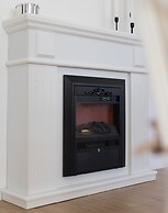 Apt Sara - Classy 100 m2 w Balcony, 2 min to Beach