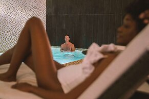 Hotel Yac Paris Clichy, A Member Of Radisson Individuals