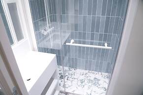 Hotel Yac Paris Clichy, A Member Of Radisson Individuals