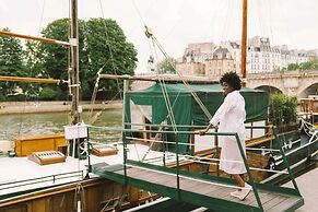 Hotel Yac Paris Clichy, A Member Of Radisson Individuals