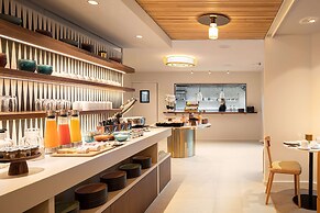 Hotel Yac Paris Clichy, A Member Of Radisson Individuals