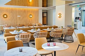 Hotel Yac Paris Clichy, A Member Of Radisson Individuals