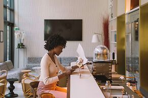 Hotel Yac Paris Clichy, A Member Of Radisson Individuals