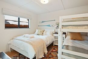 Pino Point Steps to Tahoe Beaches