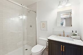 Pino Point Steps to Tahoe Beaches