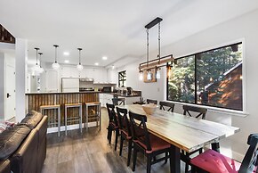 Modern Rustic Retreat