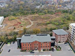 Modern Luxury at The 1865