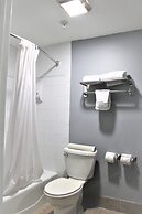 Rancho San Diego Inn & Suites