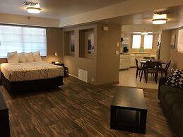 Rancho San Diego Inn & Suites