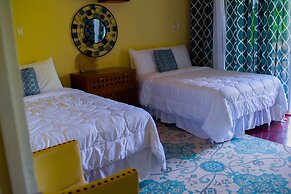 Blue Paloma Bed & Breakfast