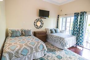 Blue Paloma Bed & Breakfast
