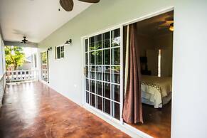 Blue Paloma Bed & Breakfast