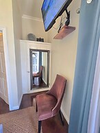 Blue Paloma Bed & Breakfast