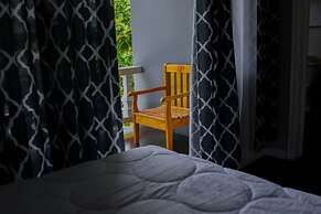 Blue Paloma Bed & Breakfast