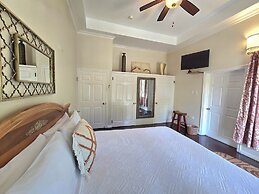 Blue Paloma Bed & Breakfast