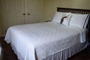 Blue Paloma Bed & Breakfast