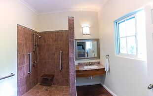 Blue Paloma Bed & Breakfast